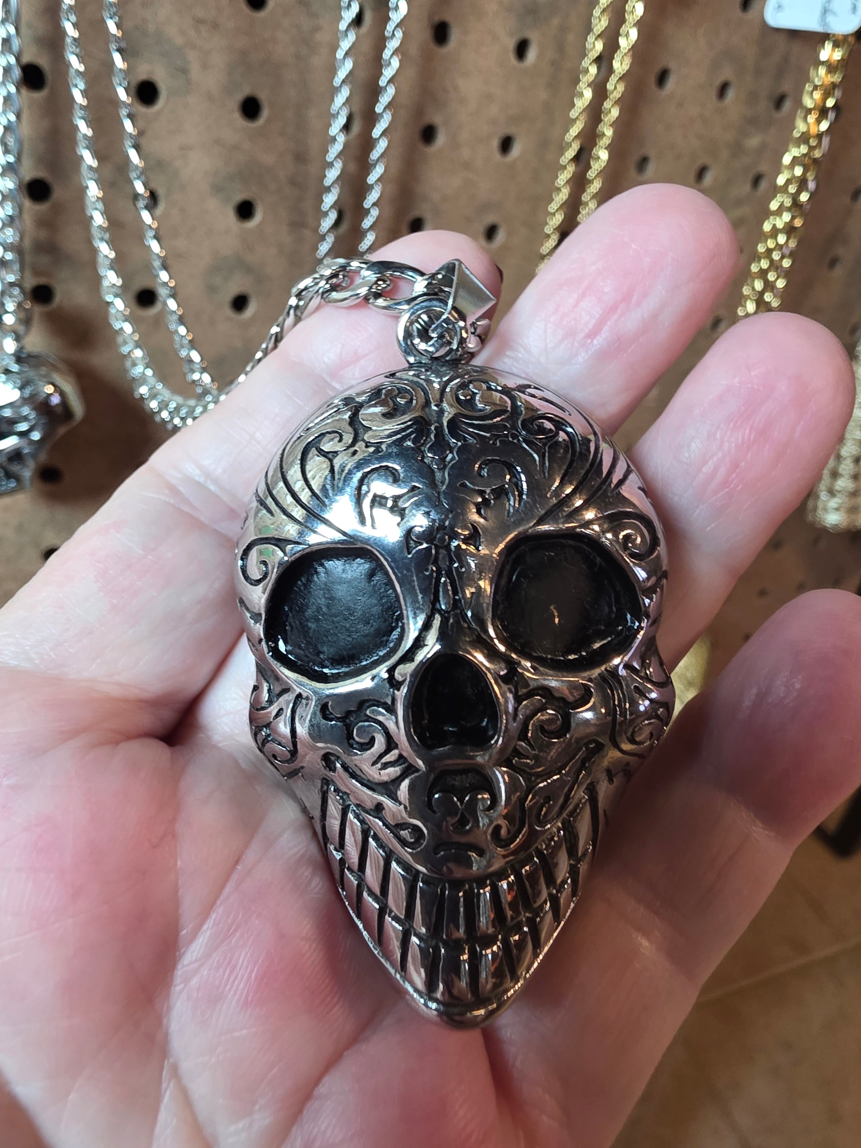 Large Stainless Steel Skull Pendant with Chain ⛓️‍💥