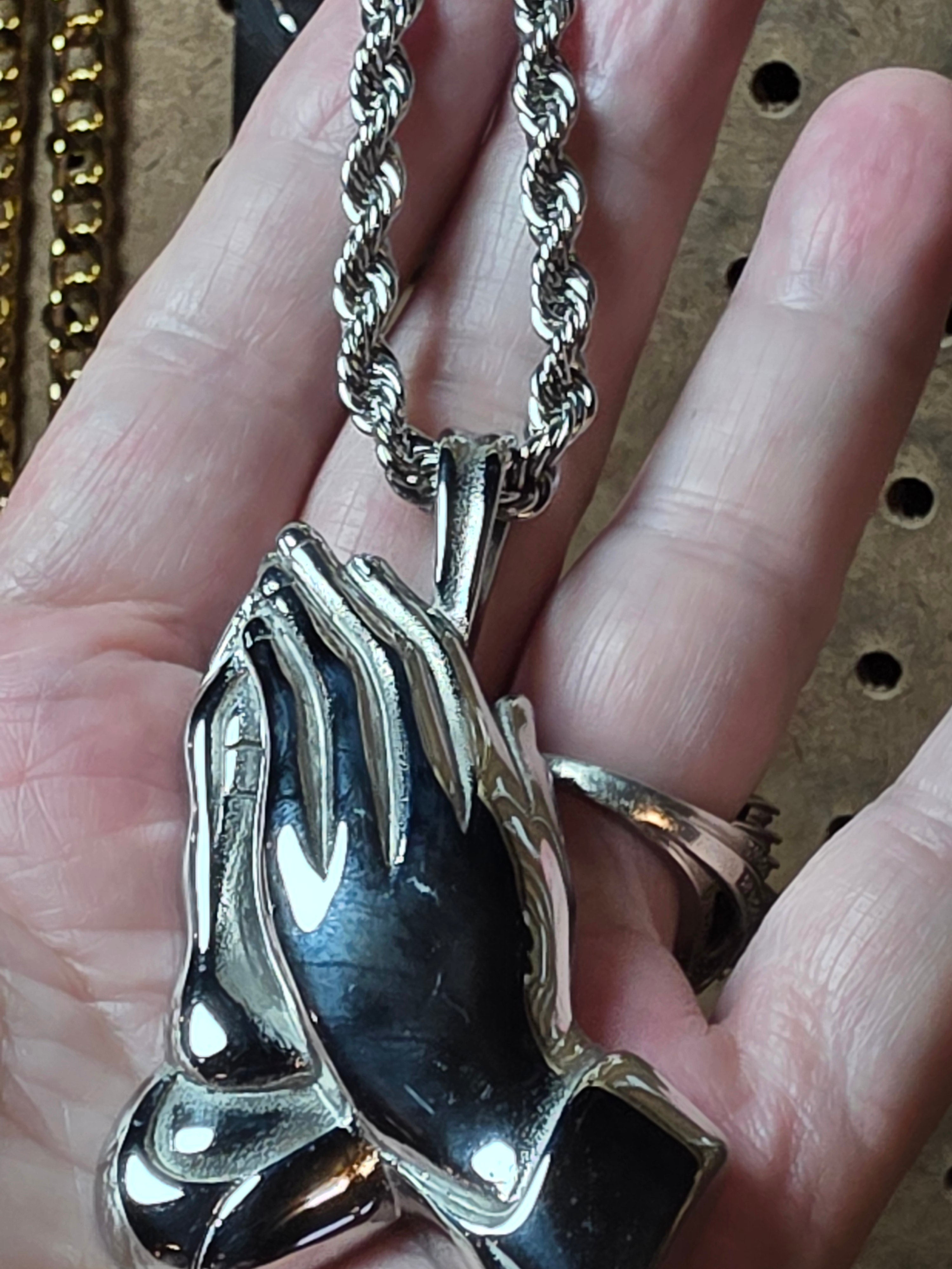 Stainless Steel Praying Hands Pendant with Chain ⛓️‍💥