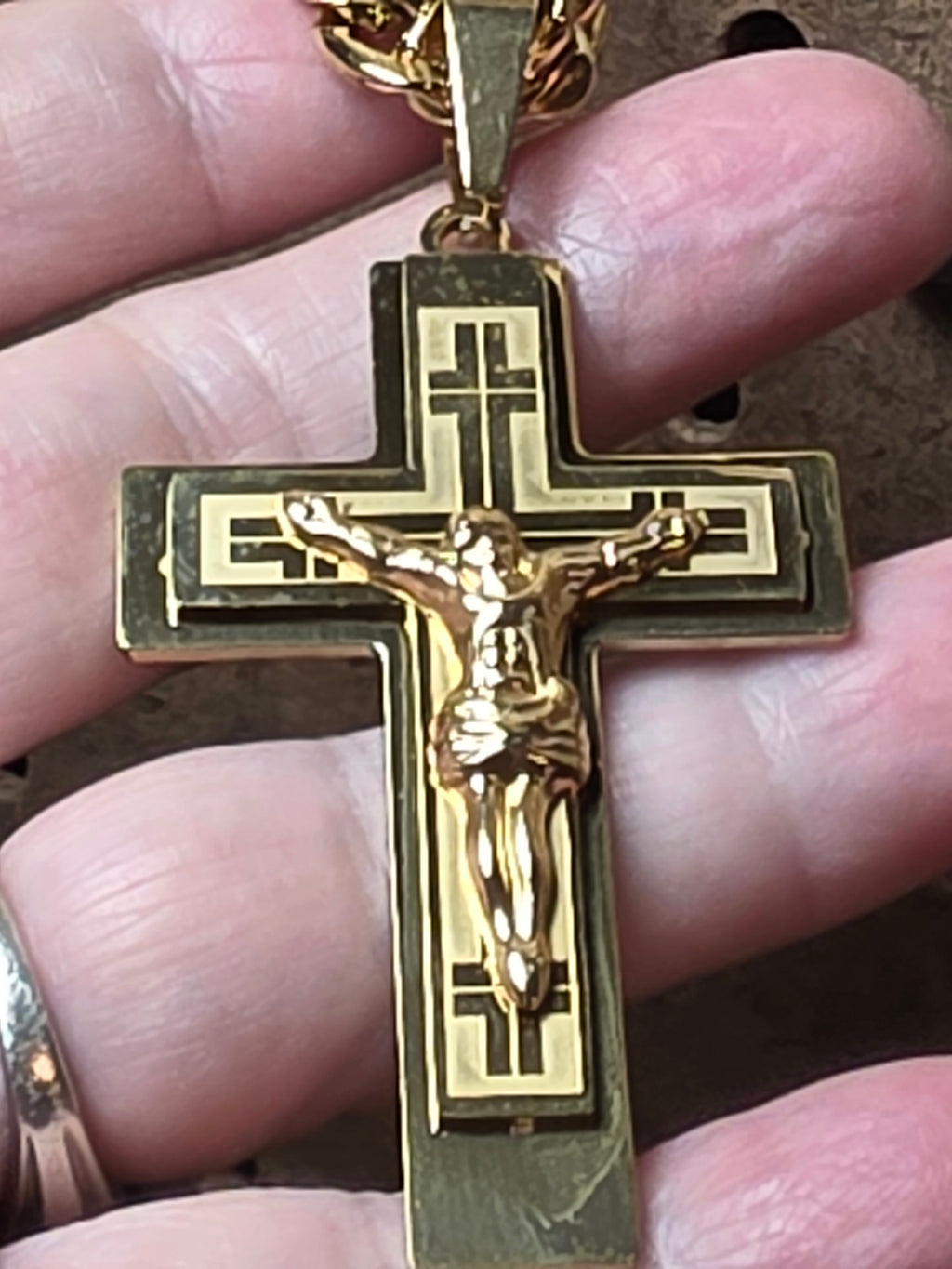 Gold Plated Stainless Steel Crucifixion with Chain