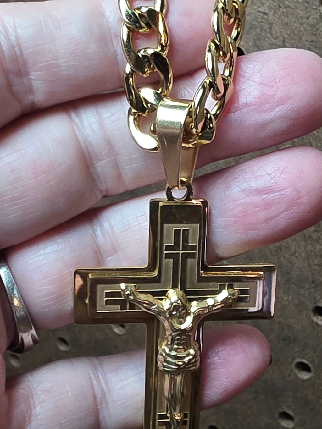 Gold Plated Stainless Steel Crucifixion with Chain