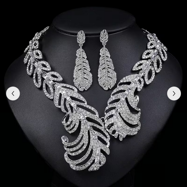 3pcs/set Luxurious Exaggerated Rhinestone Large Feather-Shaped Necklace + Earring Set